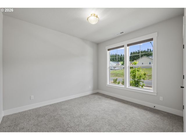 105 WILD DUCK Run, Silverton, OR 97381