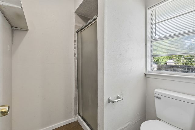 517 Sussex Drive, Arlington, TX 76014