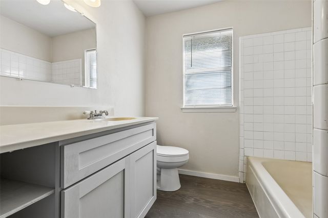 517 Sussex Drive, Arlington, TX 76014