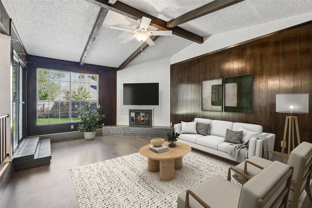 517 Sussex Drive, Arlington, TX 76014