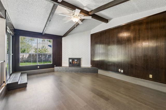 517 Sussex Drive, Arlington, TX 76014