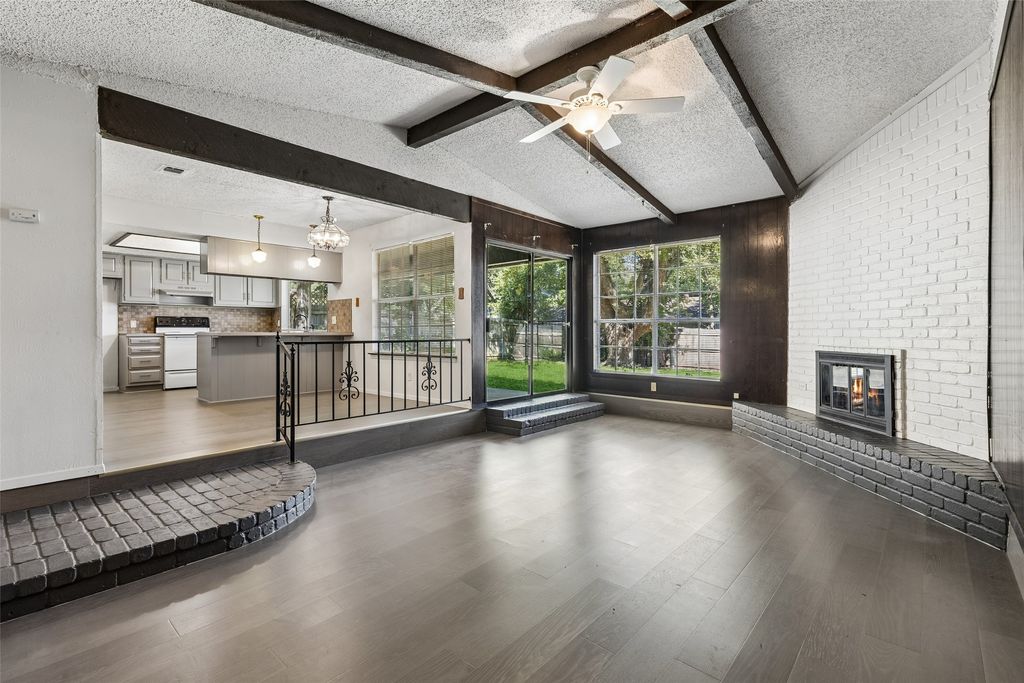 517 Sussex Drive, Arlington, TX 76014 — photo 5