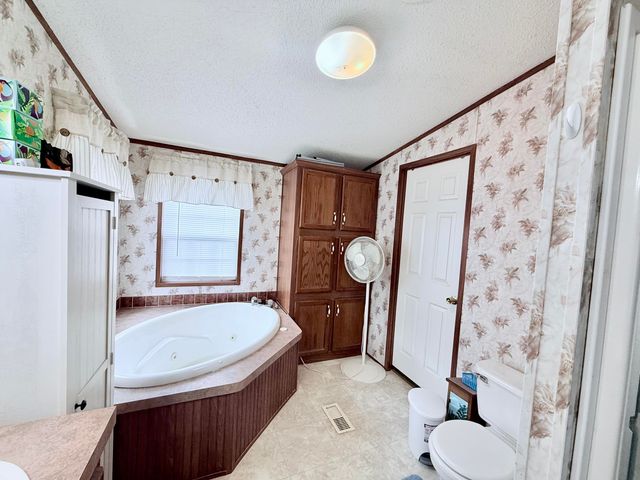 7842 Lay Road, Houston, MO 65483