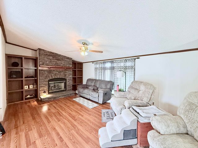 7842 Lay Road, Houston, MO 65483