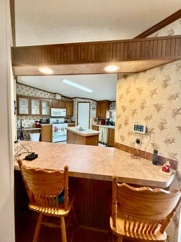 7842 Lay Road, Houston, MO 65483