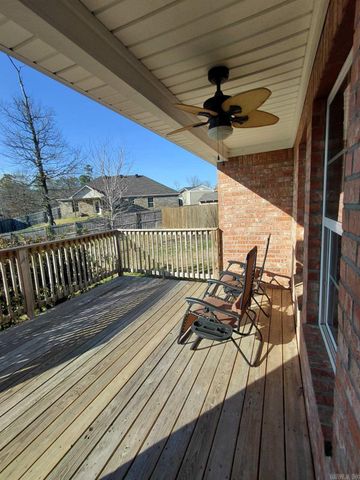 634 Hideaway Circle, Alexander, AR 72002