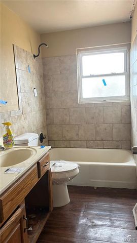 1537 Chesley Drive, St Louis, MO 63136