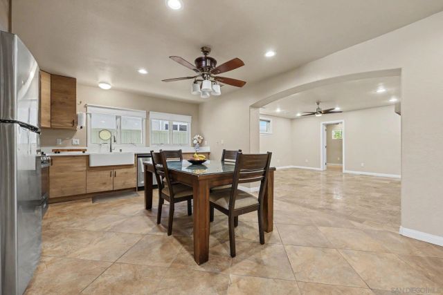 10964 Deering St, San Diego, CA 92126