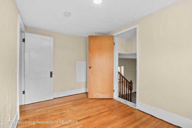 504 N Magnolia Avenue, Lansing, MI 48912