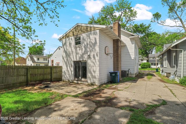 504 N Magnolia Avenue, Lansing, MI 48912