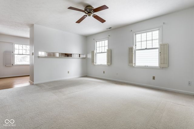 27 Dapple Court, Zionsville, IN 46077