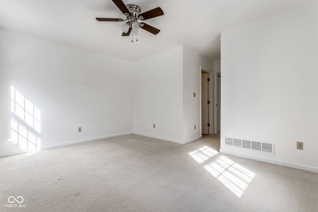 27 Dapple Court, Zionsville, IN 46077