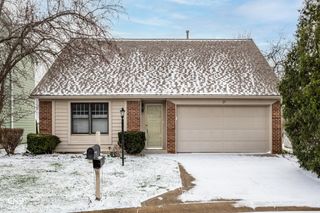 27 Dapple Court, Zionsville, IN 46077