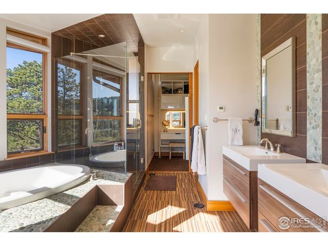 807 Timber Ln, Boulder, CO 80304