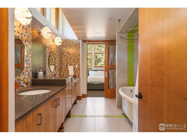 807 Timber Ln, Boulder, CO 80304