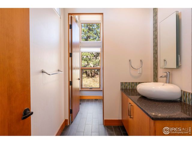 807 Timber Ln, Boulder, CO 80304