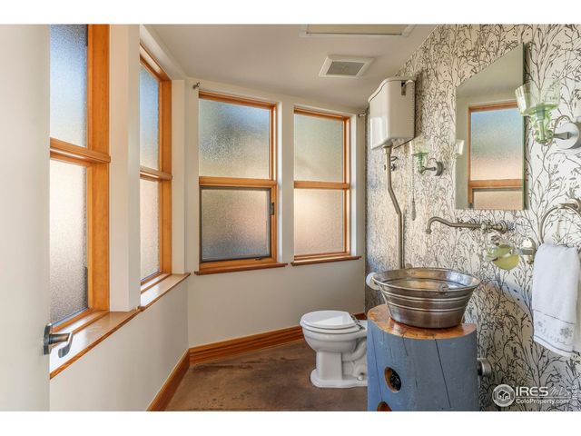 807 Timber Ln, Boulder, CO 80304