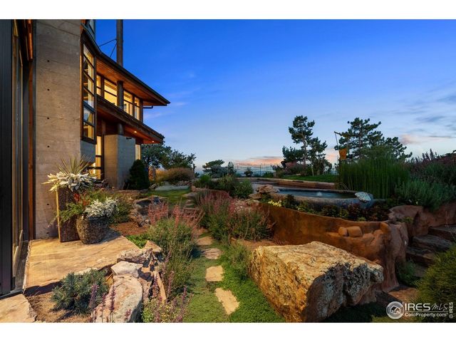 807 Timber Ln, Boulder, CO 80304