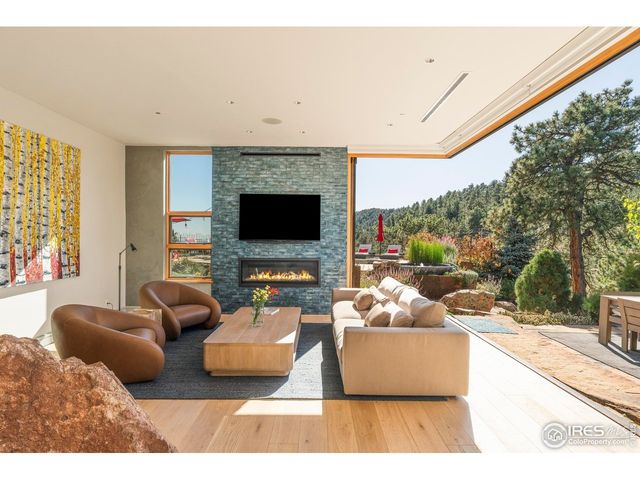 807 Timber Ln, Boulder, CO 80304