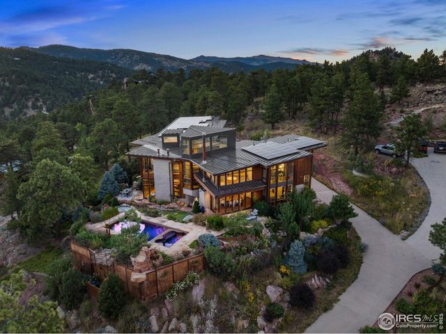807 Timber Ln, Boulder, CO 80304