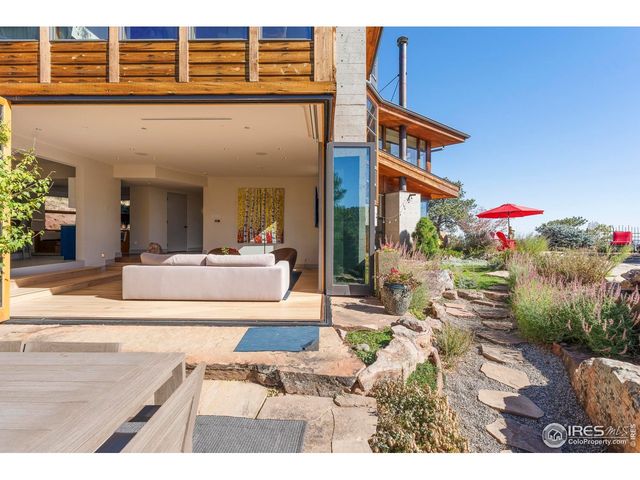 807 Timber Ln, Boulder, CO 80304