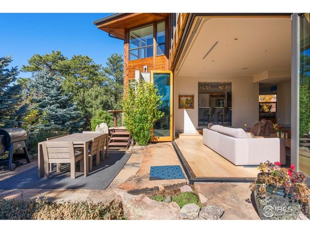 807 Timber Ln, Boulder, CO 80304