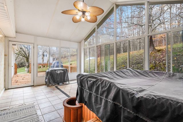 3467 New Hope Rd, Hendersonville, TN 37075