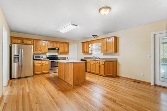 3467 New Hope Rd, Hendersonville, TN 37075