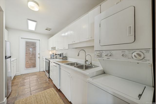 185 Terrell Rd Apt 201, San Antonio, TX 78209