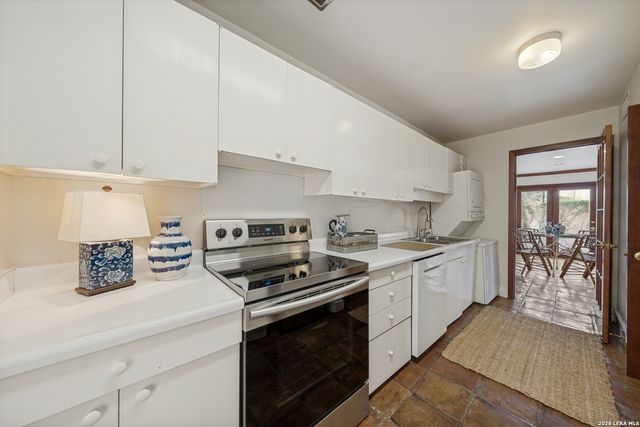 185 Terrell Rd Apt 201, San Antonio, TX 78209