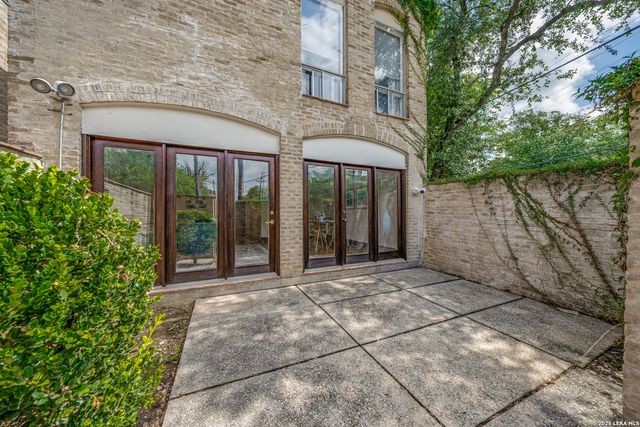 185 Terrell Rd Apt 201, San Antonio, TX 78209