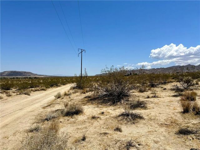 64200 Sullivan, Joshua Tree, CA 92252