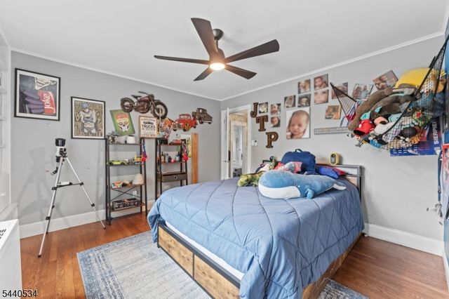 562 Irvington Ave, Elizabeth City, NJ 07208