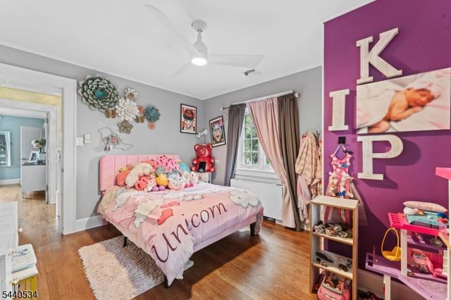562 Irvington Ave, Elizabeth City, NJ 07208