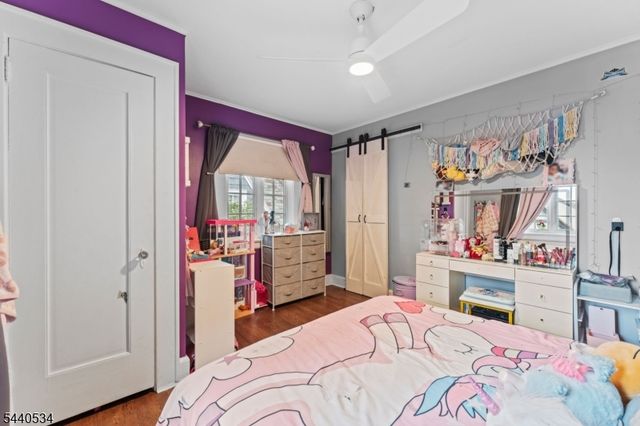 562 Irvington Ave, Elizabeth City, NJ 07208