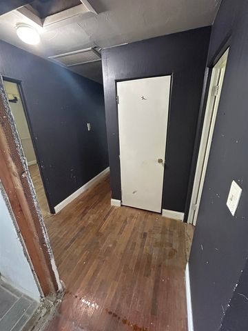 1058 Cora Drive, Flint, MI 48532