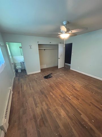 1058 Cora Drive, Flint, MI 48532