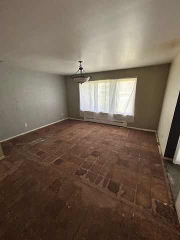 1058 Cora Drive, Flint, MI 48532