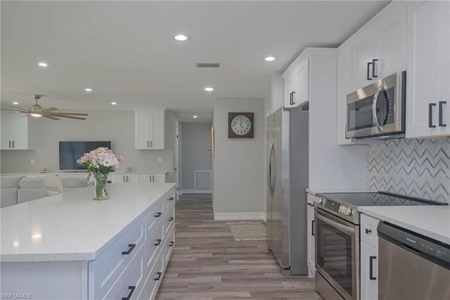 3110 SE 16th PL, Cape Coral, FL 33904