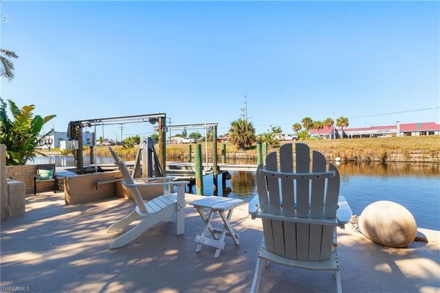 3110 SE 16th PL, Cape Coral, FL 33904