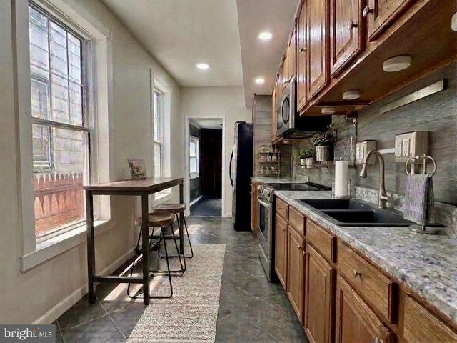 508 S 11TH ST, Reading, PA 19602