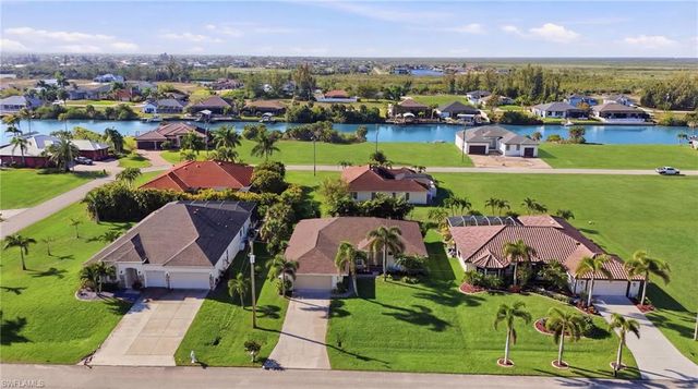 4222 NW 22nd ST, Cape Coral, FL 33993