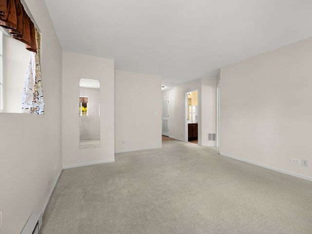 599 Treble Lane, Volo, IL 60073