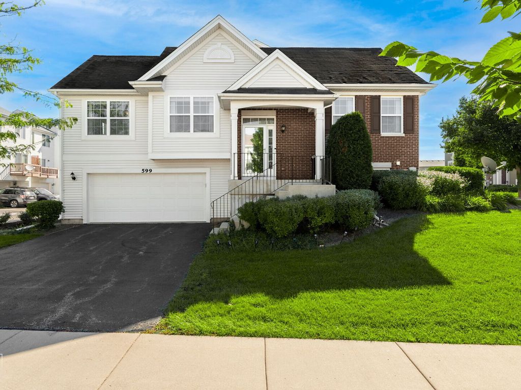 599 Treble Lane, Volo, IL 60073