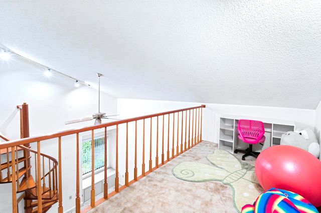 2845 DUQUESNE Circle, West Palm Beach, FL 33409