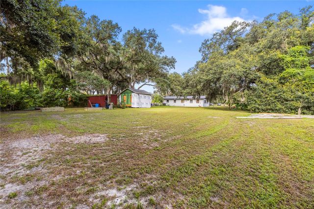 2118 E KEYSVILLE ROAD, Lithia, FL 33547