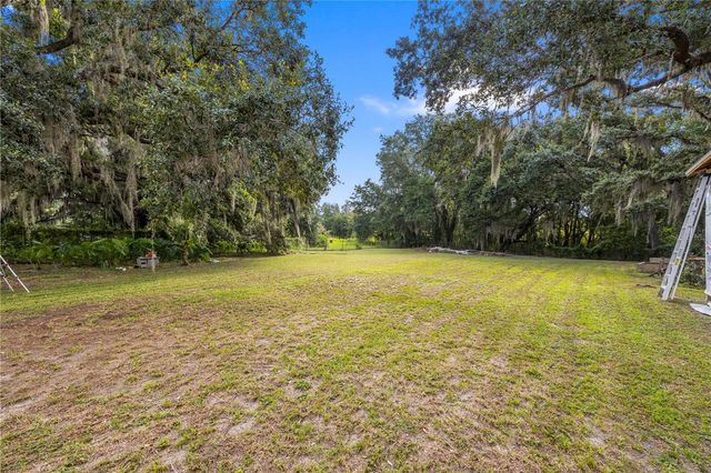 2118 E KEYSVILLE ROAD, Lithia, FL 33547