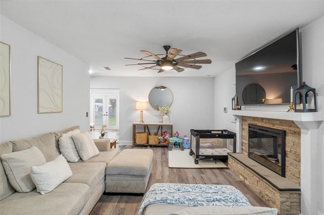 2118 E KEYSVILLE ROAD, Lithia, FL 33547