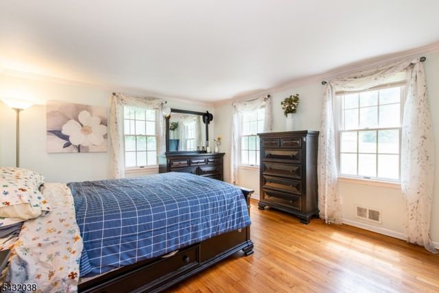 10 Cedar Wax Wing Rd, Allamuchy Twp., NJ 07840