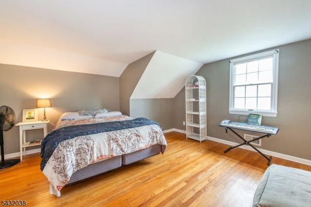 10 Cedar Wax Wing Rd, Allamuchy Twp., NJ 07840